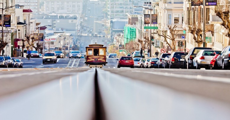 Street-Bus-San-Francisco-California-United-States